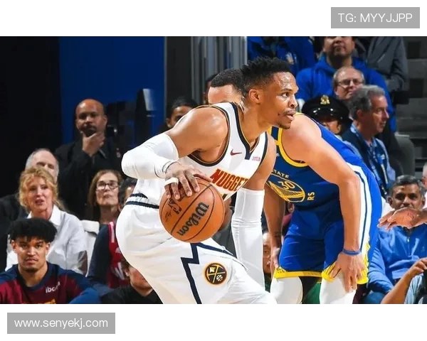 勇士与掘金激战1月17日争夺西部季后赛席位的关键对决